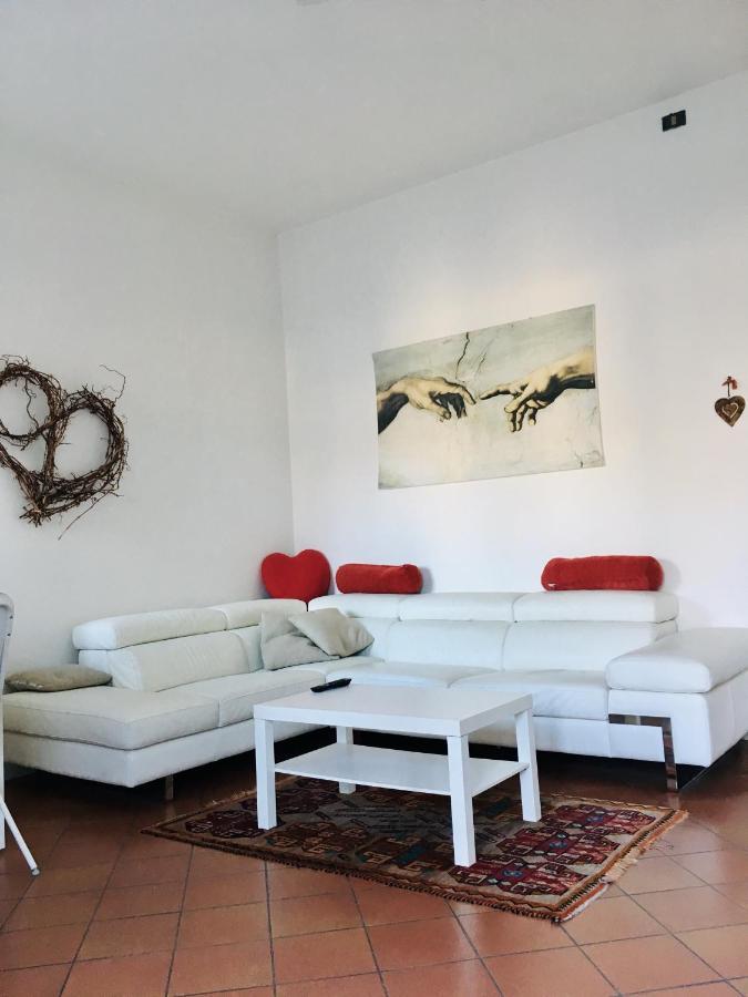 Appartamento Ellen Torbole Sul Garda Εξωτερικό φωτογραφία
