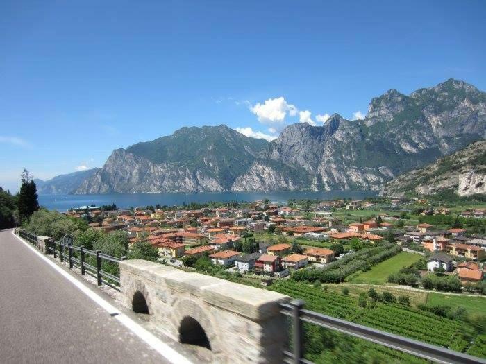 Appartamento Ellen Torbole Sul Garda Εξωτερικό φωτογραφία